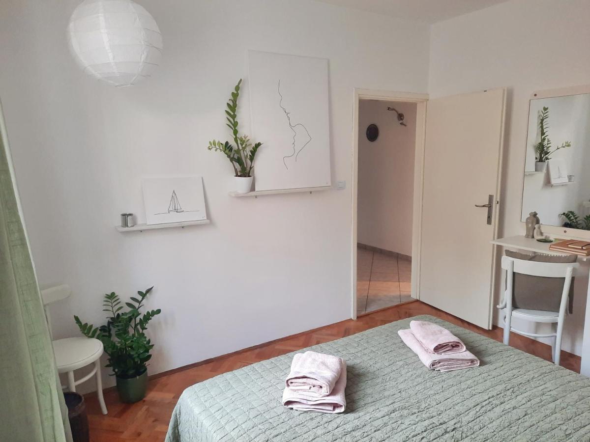 Apartment Nino In Пула Екстер'єр фото